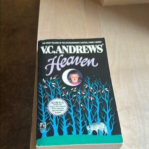 V.C. Andrews 'Heaven' Paperback Book